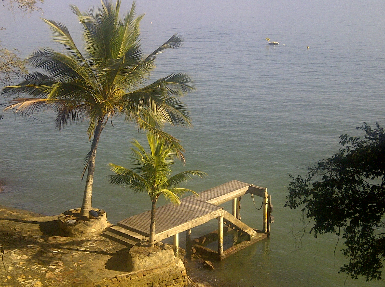 Private Dock Island house Jaguanum Island